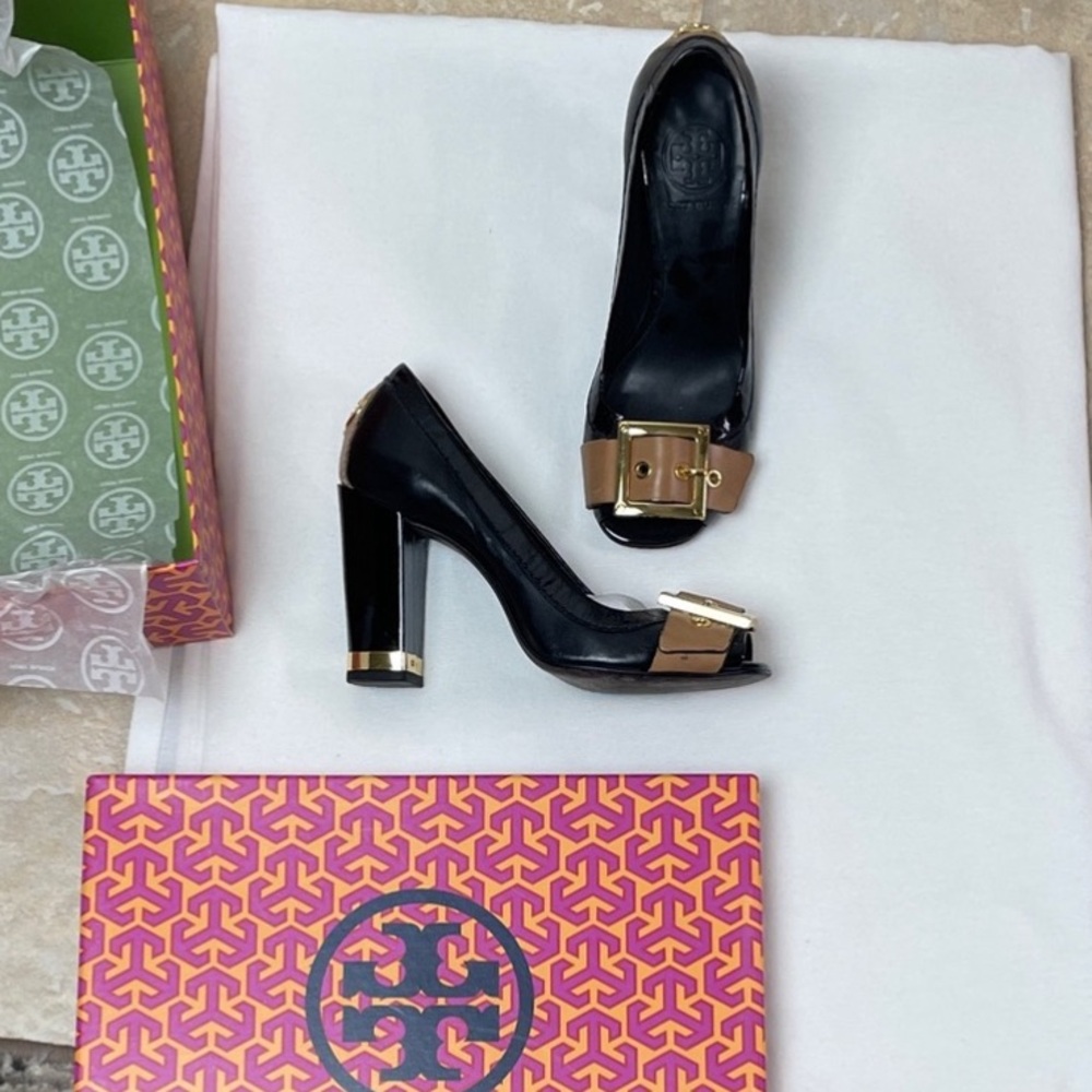 Tory Burch leather Black and Gold Heeled Shoes